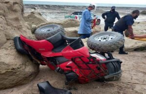 Turista con heridas graves al caer por acantilado con su cuatri