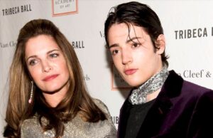 La ex supermodelo Stephanie Seymour, devastada por la muerte de su hijo Harry