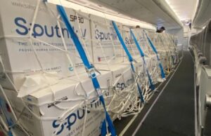 Llegó el décimo vuelo de Aerolíneas Argentinas con más vacunas Sputnik V
