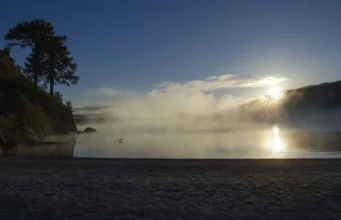 Lago Moquehue, donde el azul parece no terminar nunca