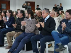 El programa Cuidar +65 llegará con lentes y prótesis gratuitas a 10.000 personas