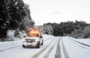 Con un amplio operativo, la Provincia enfrenta un nuevo ingreso de nevadas y lluvias intensas